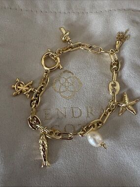 Only worn once Kendra Scott Parker, vintage gold charm bracelet